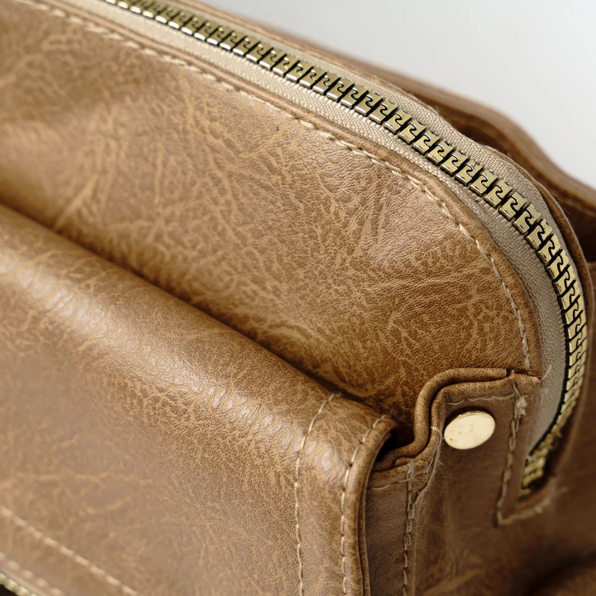 كود S50 شنطة كروس حريمى - كافيه - جيسيكا