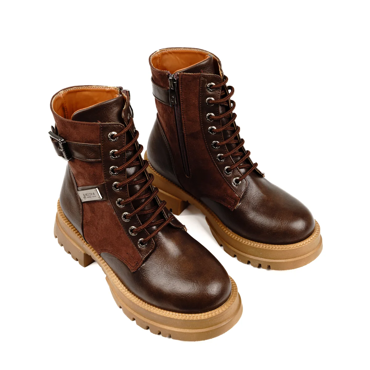 
▫️جلد مستورد  
▫️فرش جلد ...