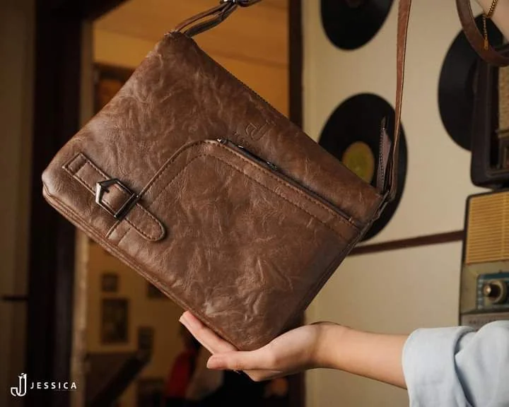 كودs035 شنطة حريمى كروس - صورة حقيقية - جيسيكا