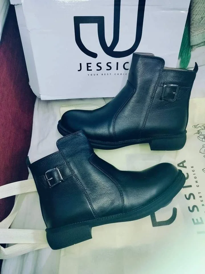 كود537 هاف بوت حريمى جلد طبيعى - صورة حقيقية - جيسيكا