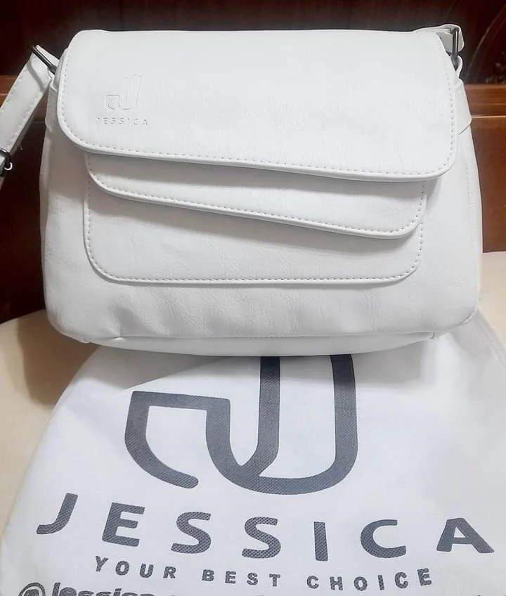  كود 044  - صورة حقيقية - جيسيكا